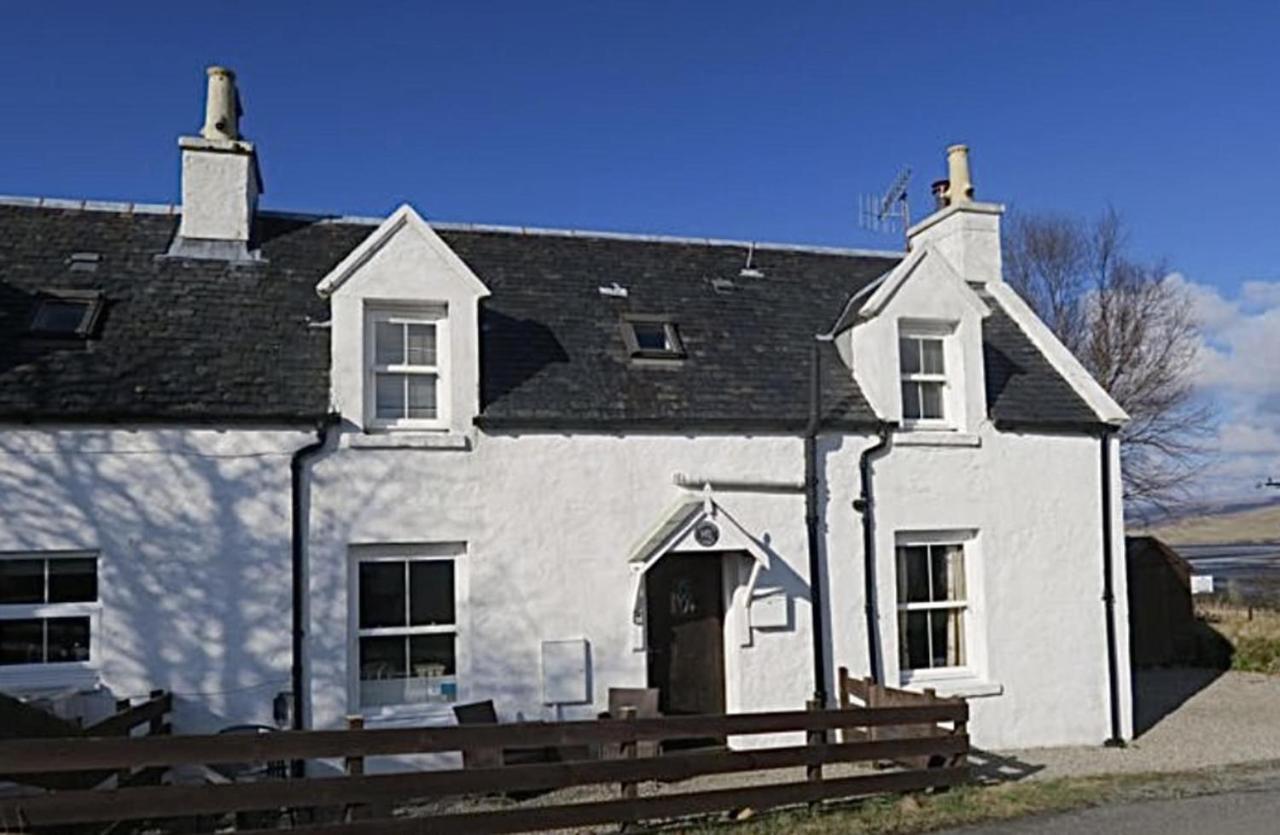 1 Keepers Cottage Skeabost Bridge Isle Of Skye Exterior foto